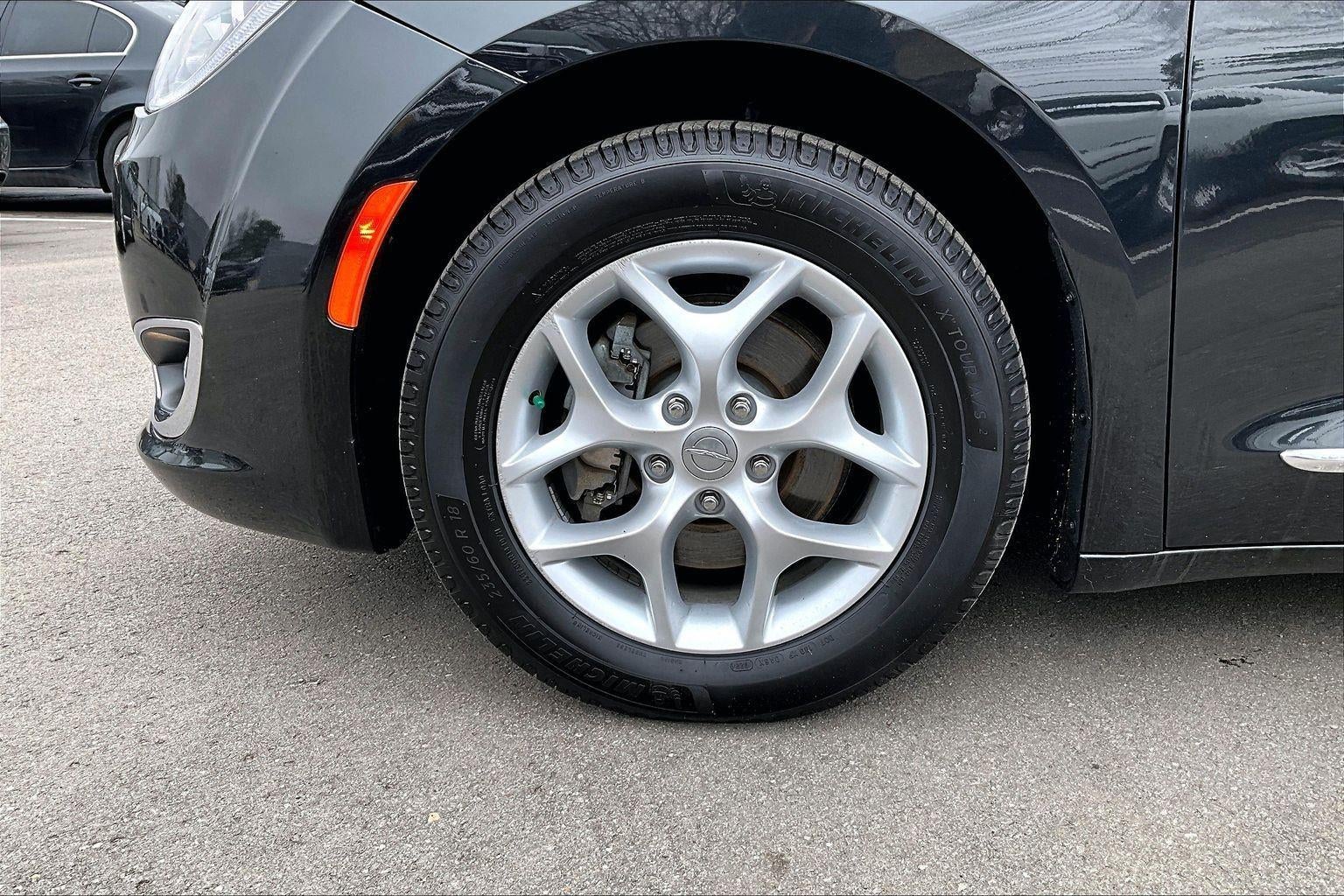 2018 Chrysler Pacifica Touring L Plus