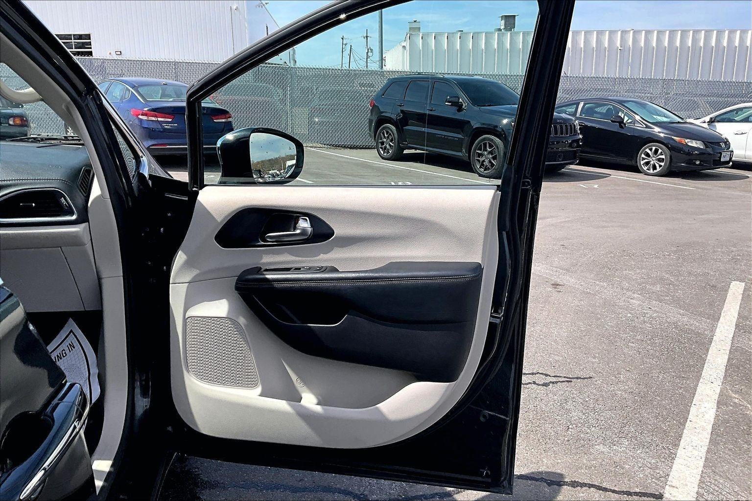 2020 Chrysler Pacifica Limited