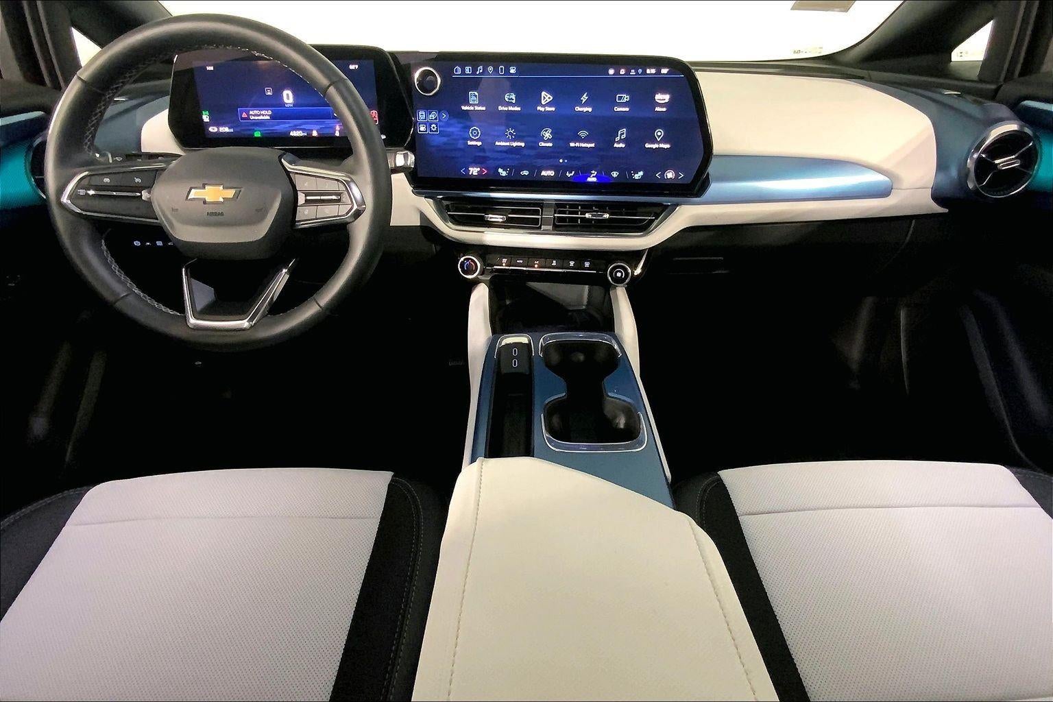 2025 Chevrolet Equinox EV LT
