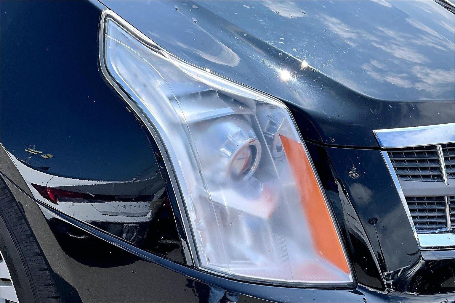 2010 Cadillac SRX Base