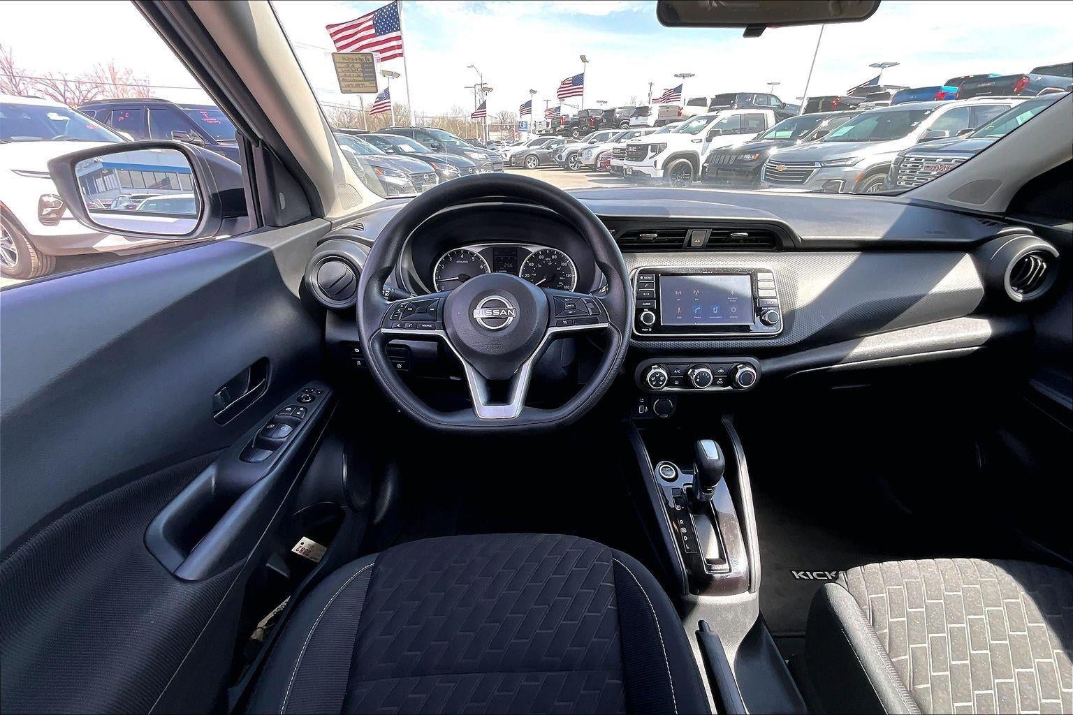 2022 Nissan Kicks S