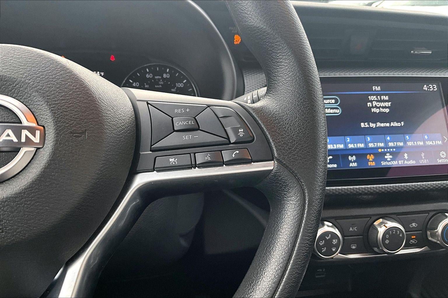 2023 Nissan Kicks SV