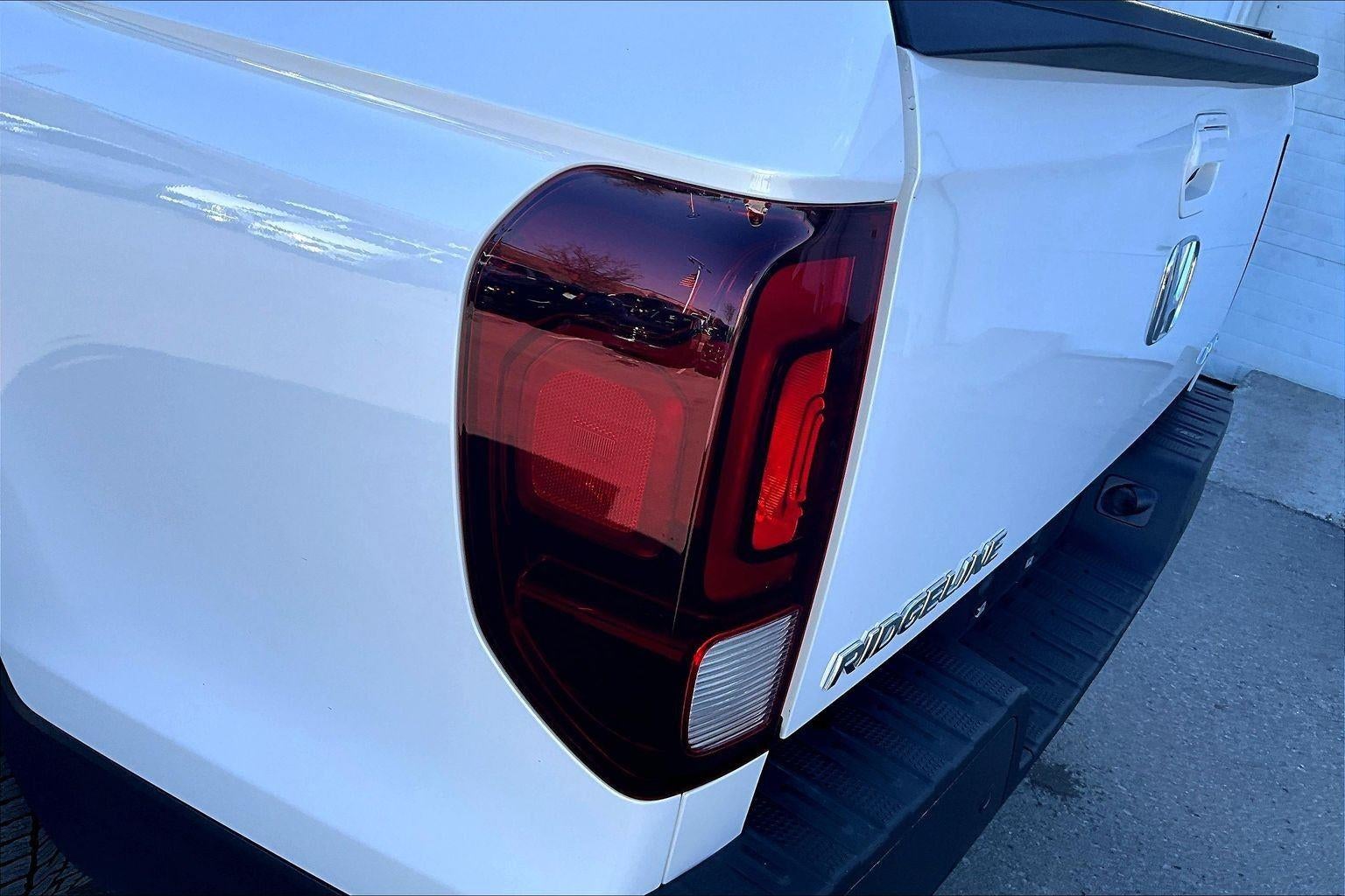 2022 Honda Ridgeline Black Edition