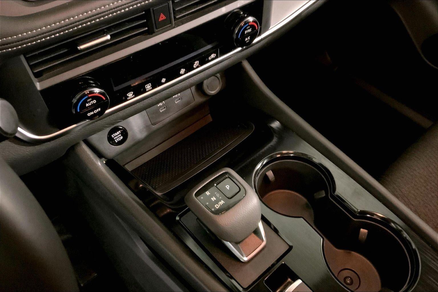 2025 Nissan Rogue SV