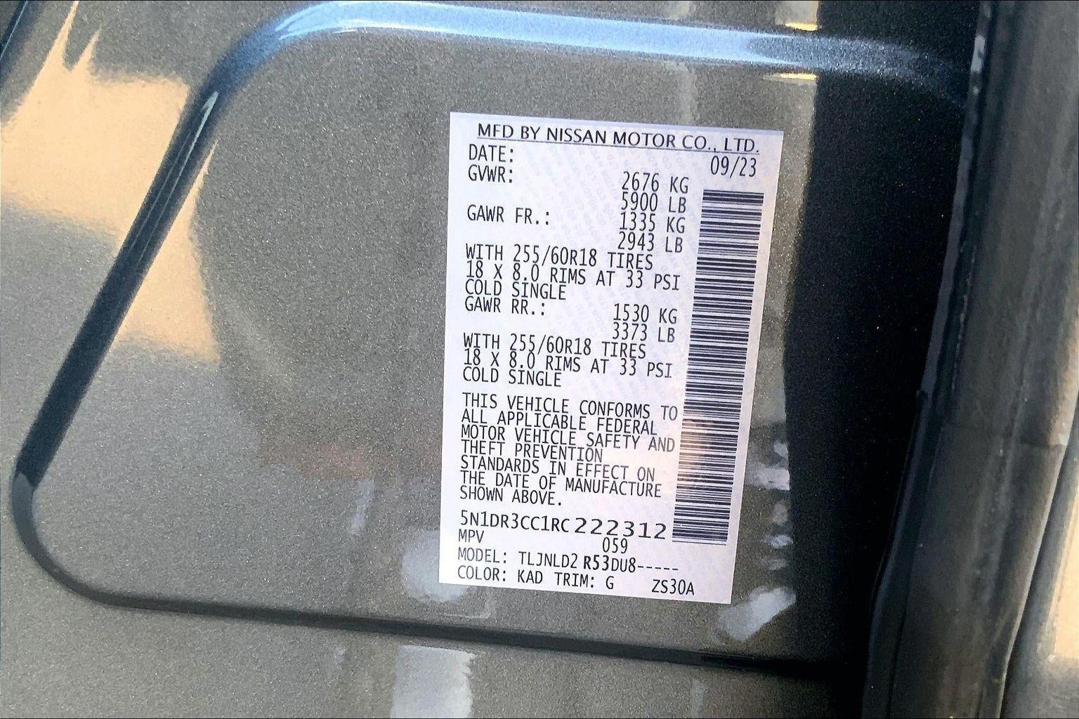 2024 Nissan Pathfinder SL