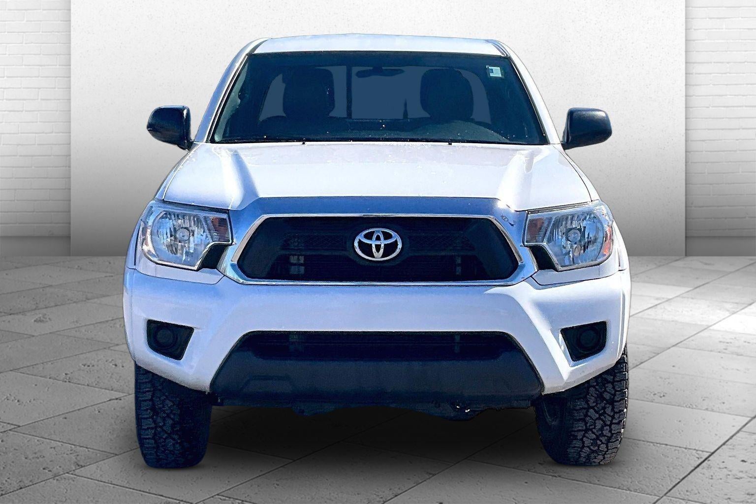 2015 Toyota Tacoma ACC CB 4WD I4 SR