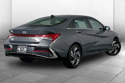 2025 Hyundai Elantra Hybrid Limited
