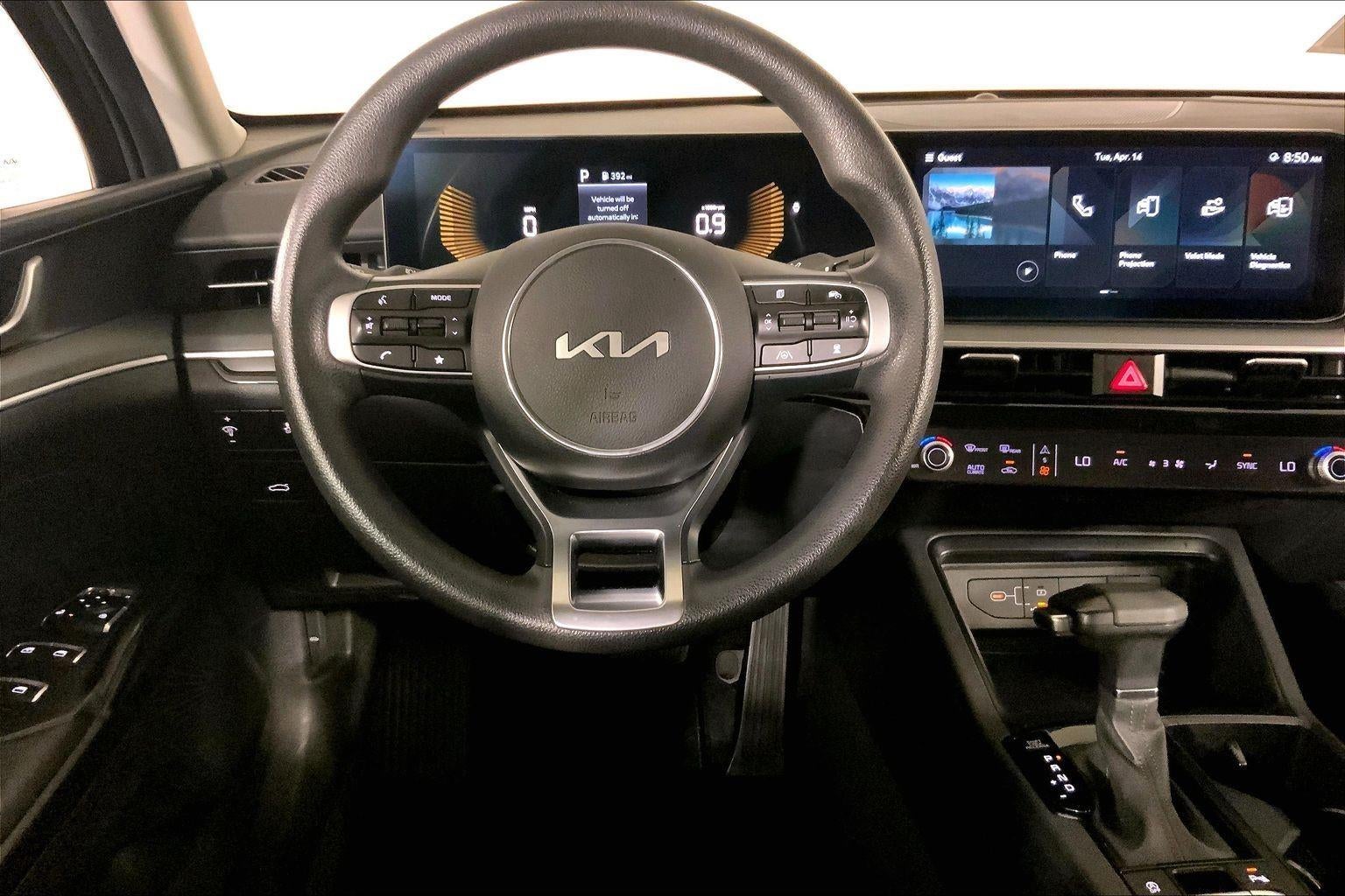 2025 Kia K5 LXS