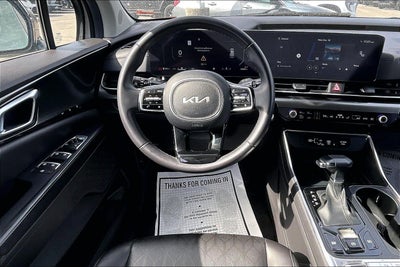 2025 Kia Carnival SX