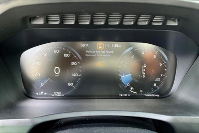 2021 Volvo XC90 Momentum