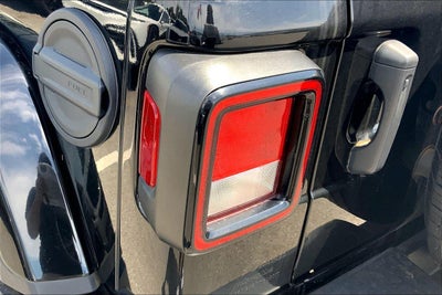 2023 Jeep Wrangler 4-Door Sahara 4x4
