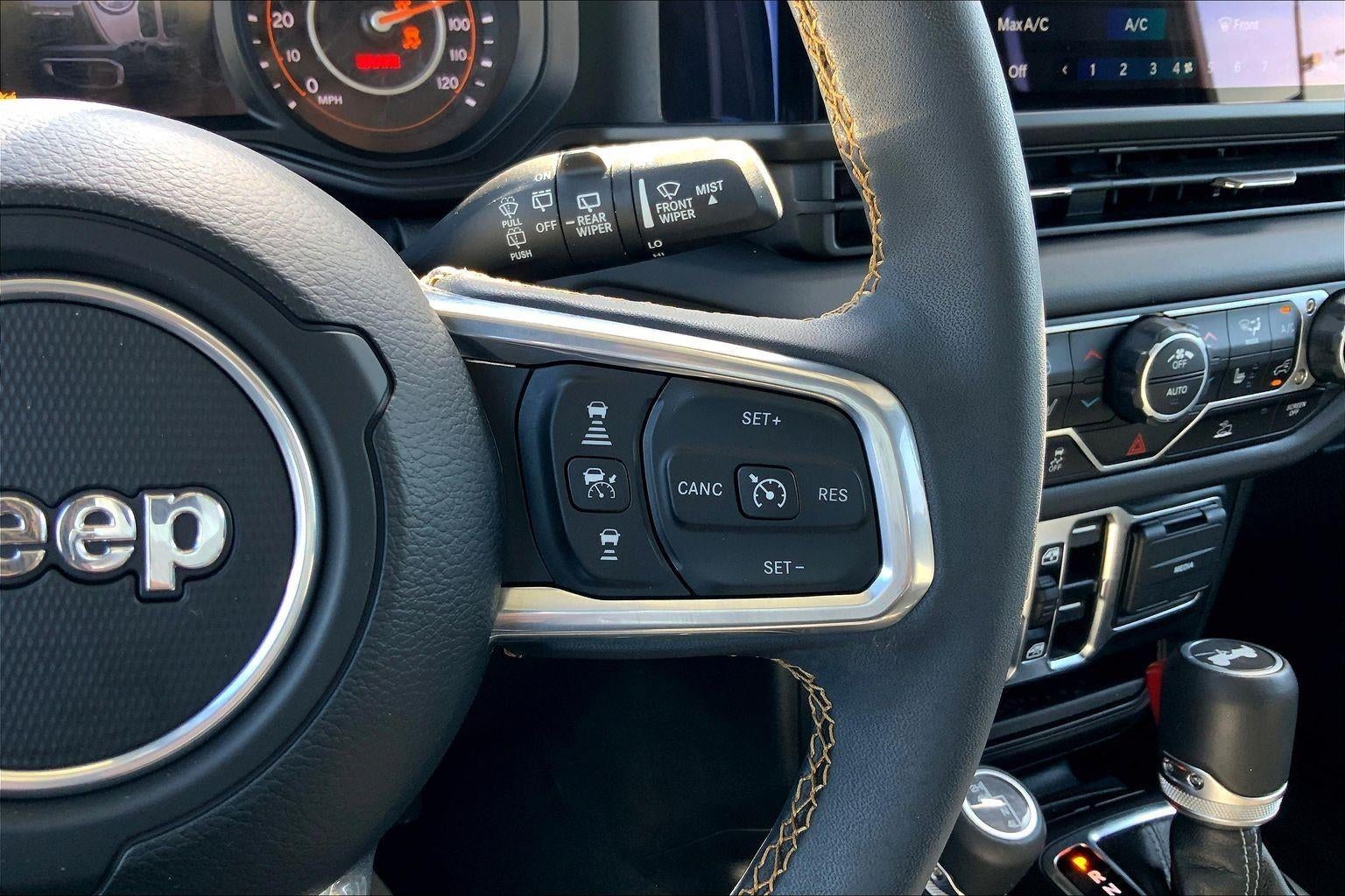 2024 Jeep Wrangler 4-Door Sahara 4x4