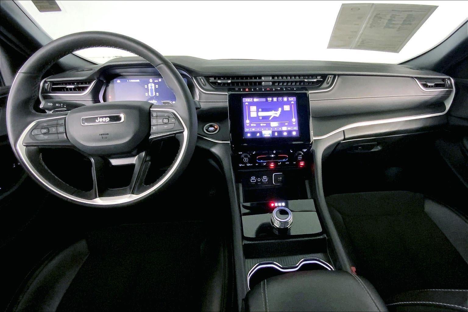 2025 Jeep Grand Cherokee Altitude 4x4