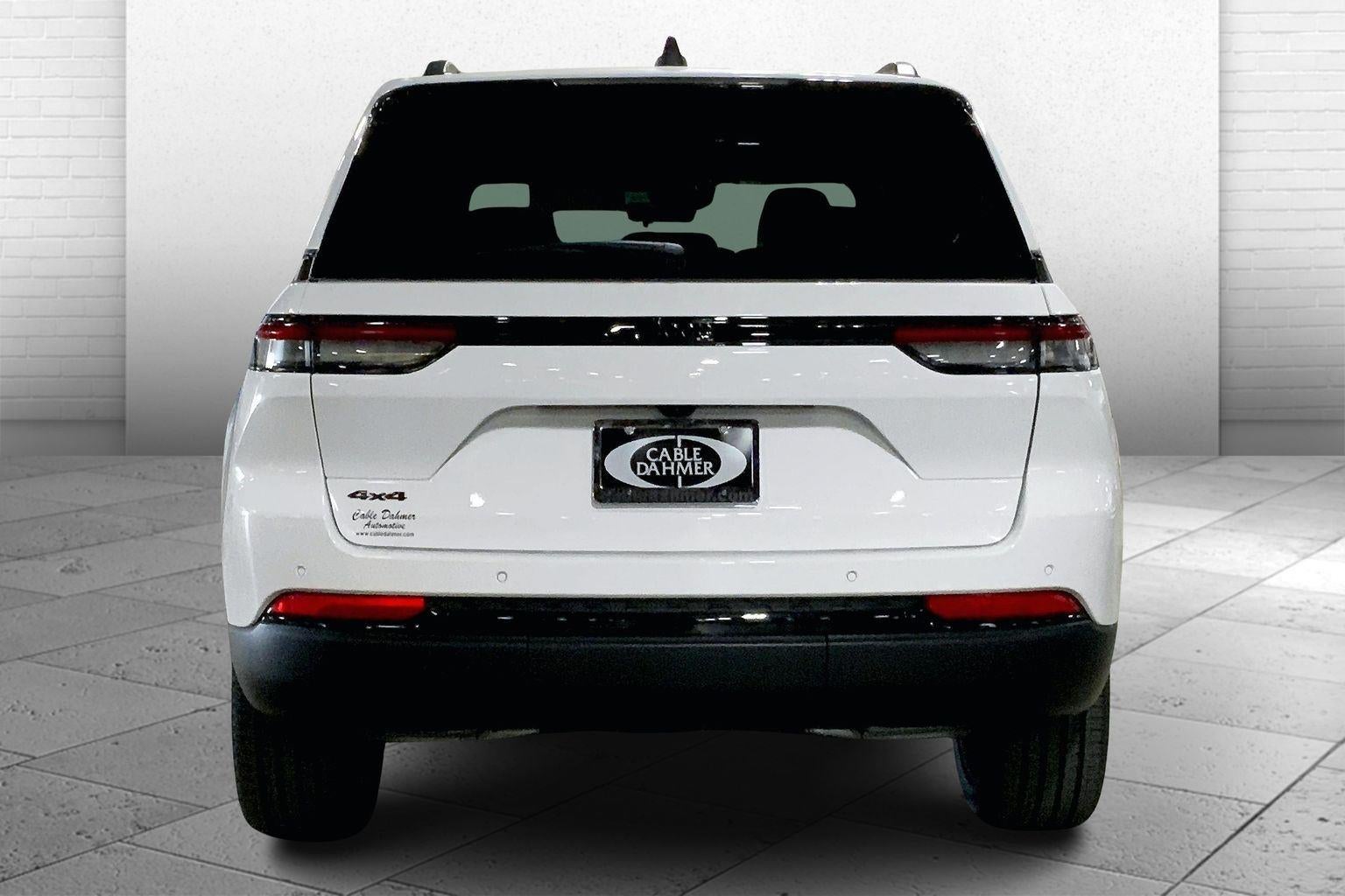 2025 Jeep Grand Cherokee GRAND CHEROKEE ALTITUDE 4X4