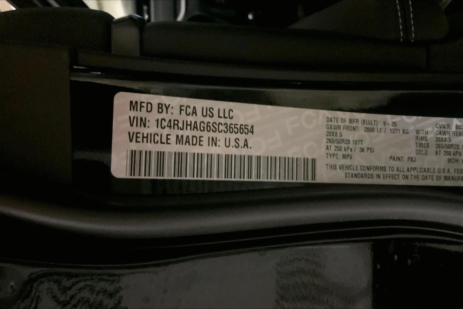 2025 Jeep Grand Cherokee GRAND CHEROKEE ALTITUDE 4X4