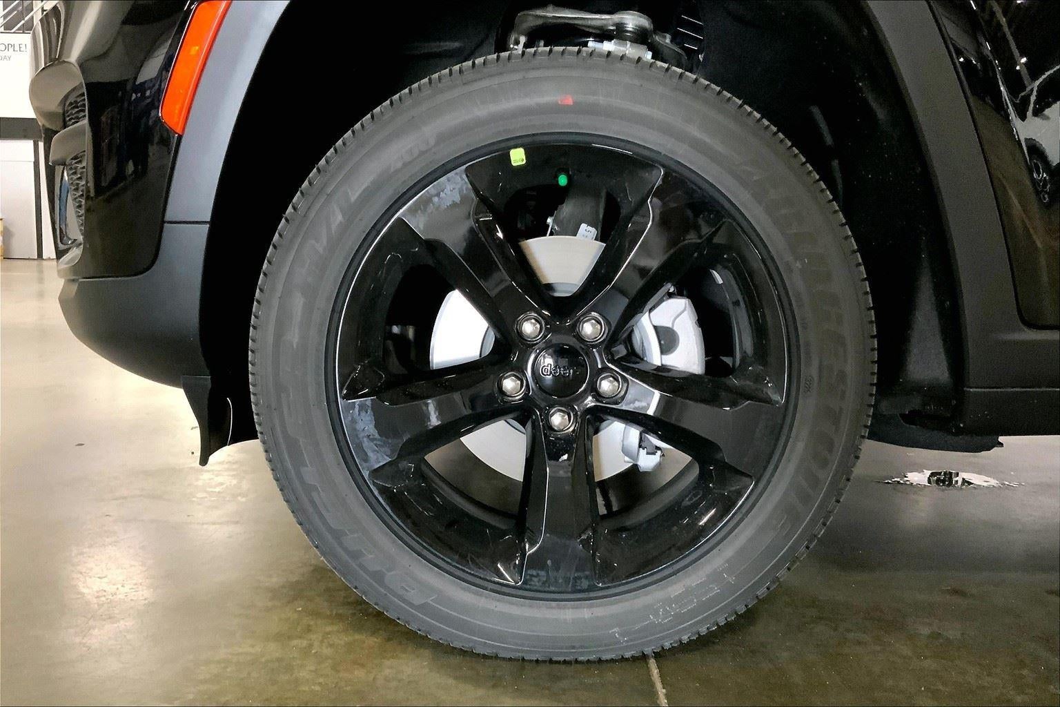 2025 Jeep Grand Cherokee GRAND CHEROKEE ALTITUDE 4X4