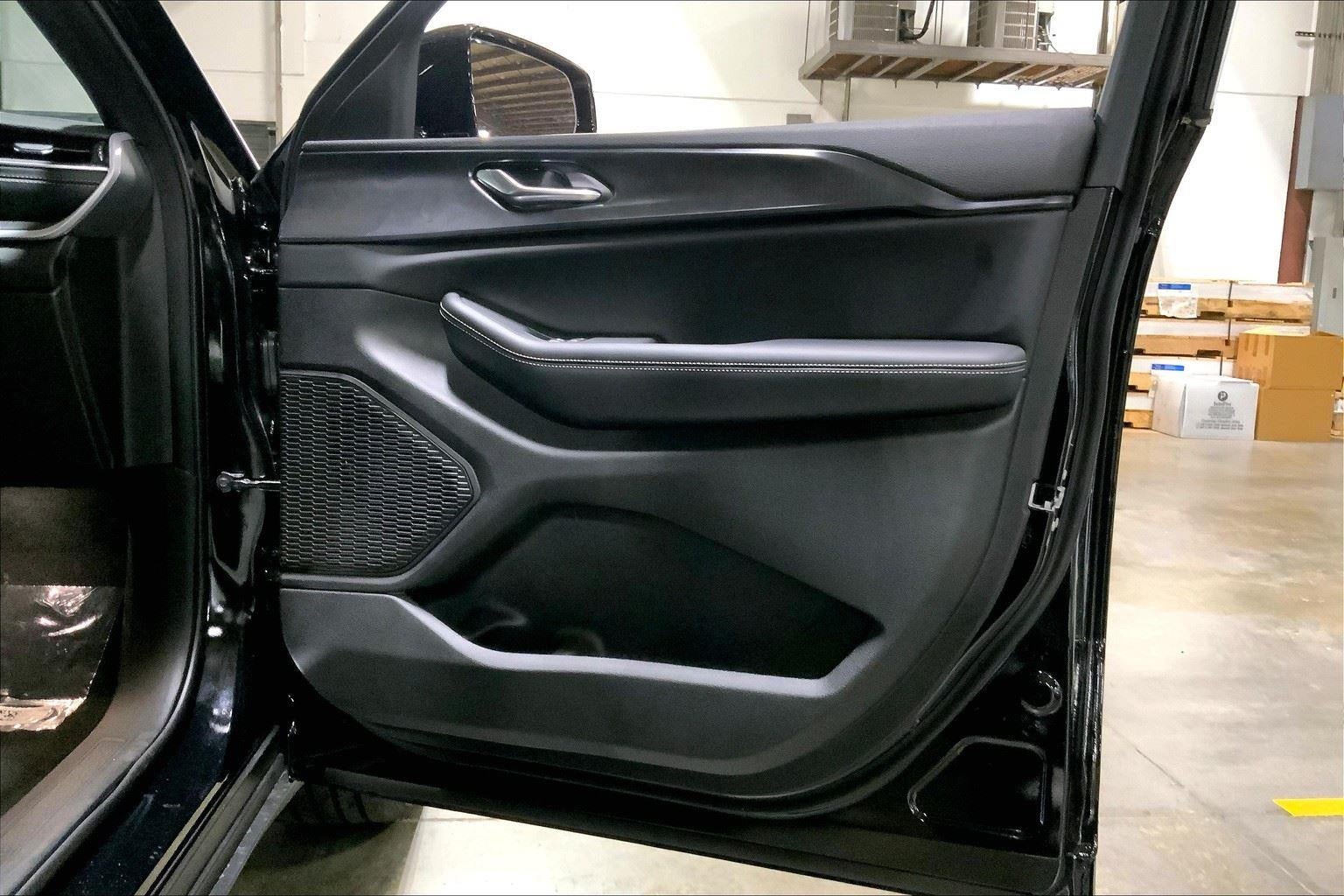 2025 Jeep Grand Cherokee GRAND CHEROKEE ALTITUDE 4X4