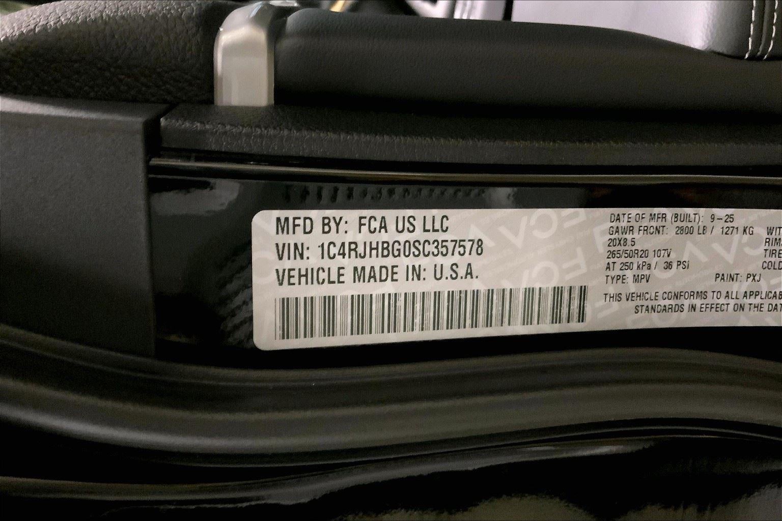 2025 Jeep Grand Cherokee GRAND CHEROKEE LIMITED 4X4