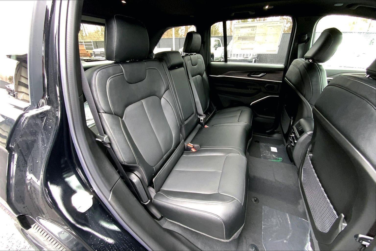 2026 Jeep Grand Cherokee GRAND CHEROKEE LIMITED RESERVE 4X4