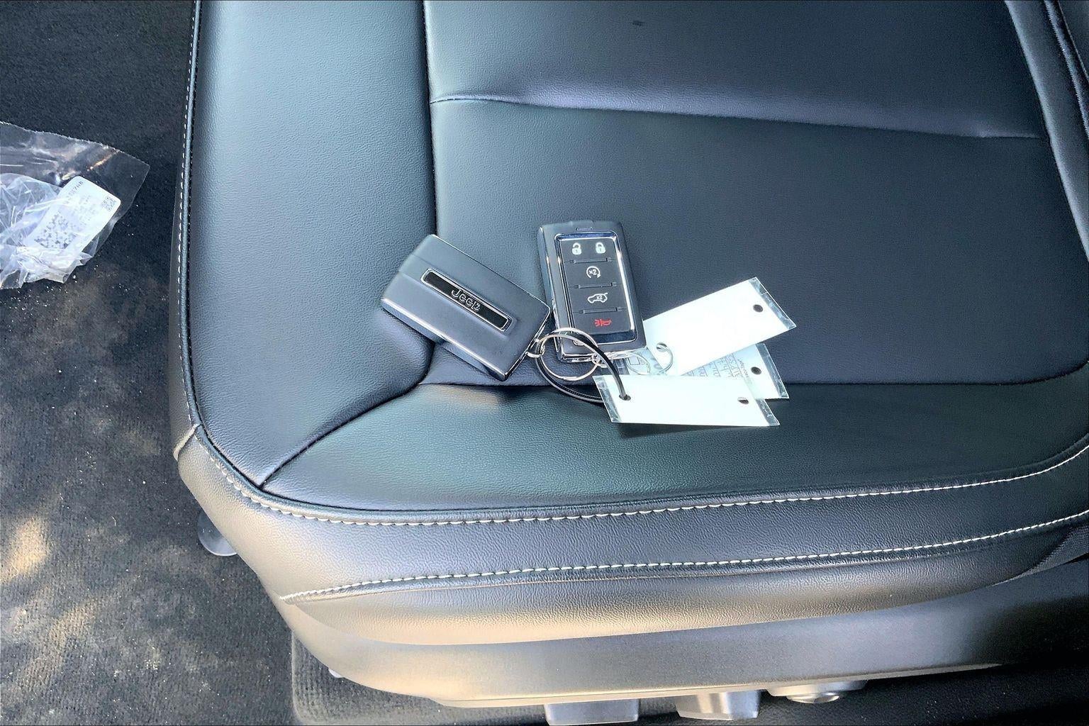 2026 Jeep Grand Cherokee GRAND CHEROKEE LIMITED 4X4