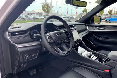 2025 Jeep Grand Cherokee GRAND CHEROKEE OVERLAND 4X4