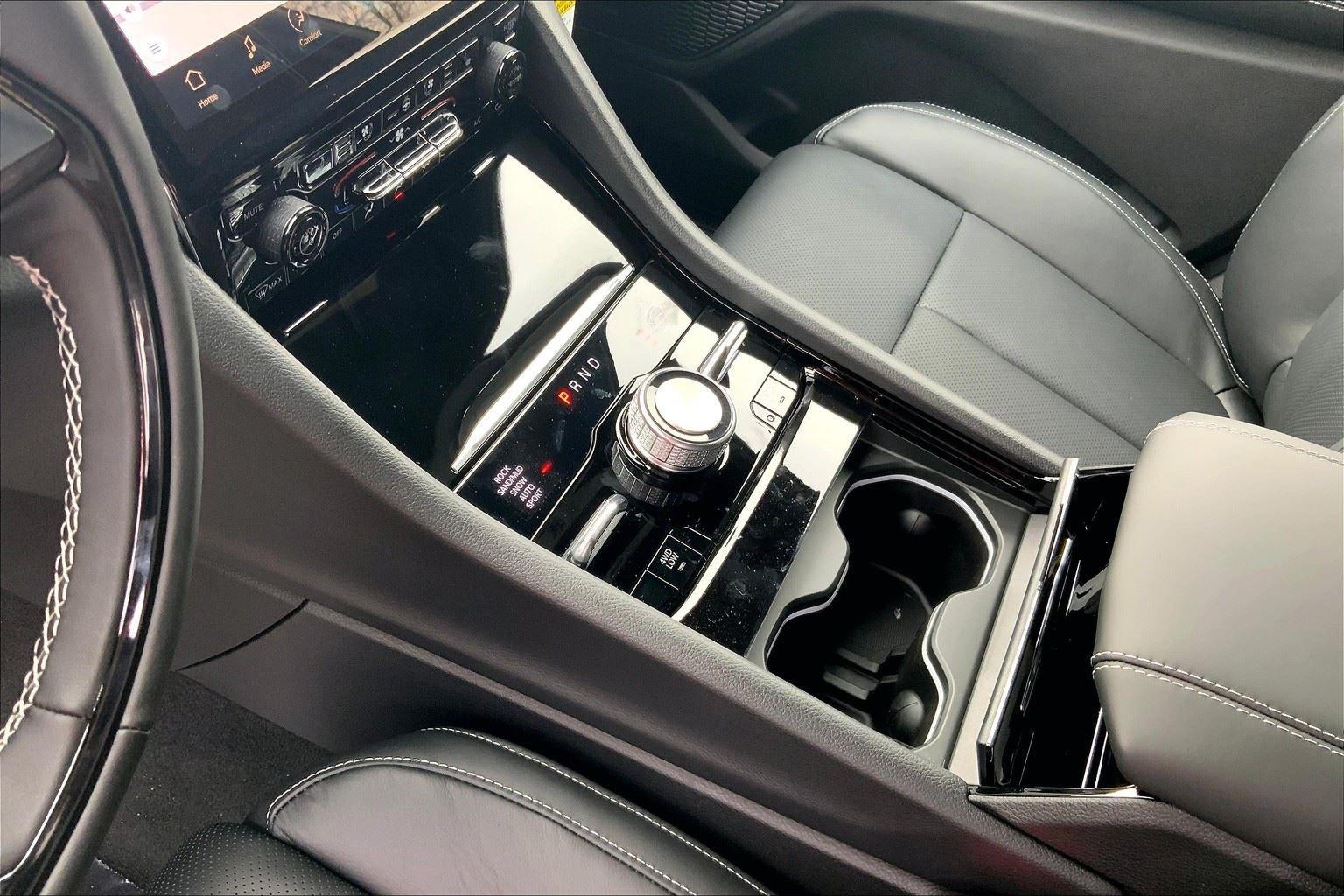 2025 Jeep Grand Cherokee GRAND CHEROKEE OVERLAND 4X4