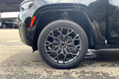 2026 Jeep Grand Cherokee GRAND CHEROKEE SUMMIT 4X4