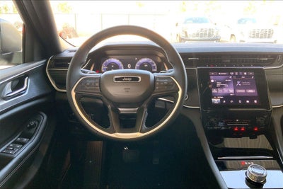 2026 Jeep Grand Cherokee GRAND CHEROKEE L LAREDO 4X4