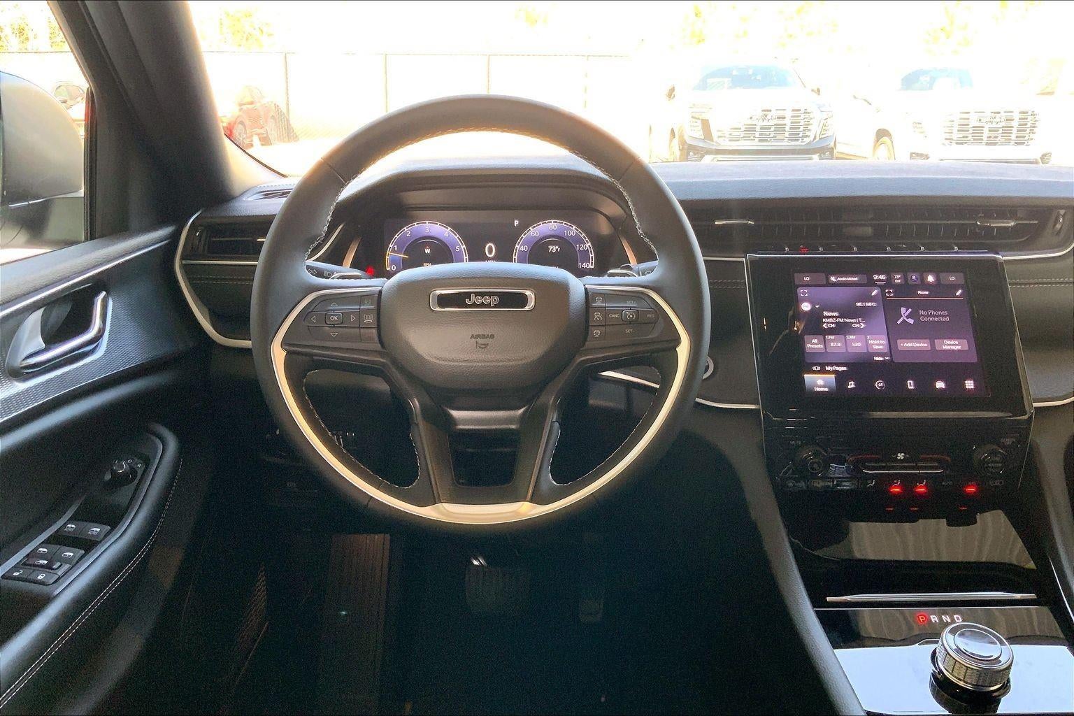 2026 Jeep Grand Cherokee GRAND CHEROKEE L LAREDO 4X4