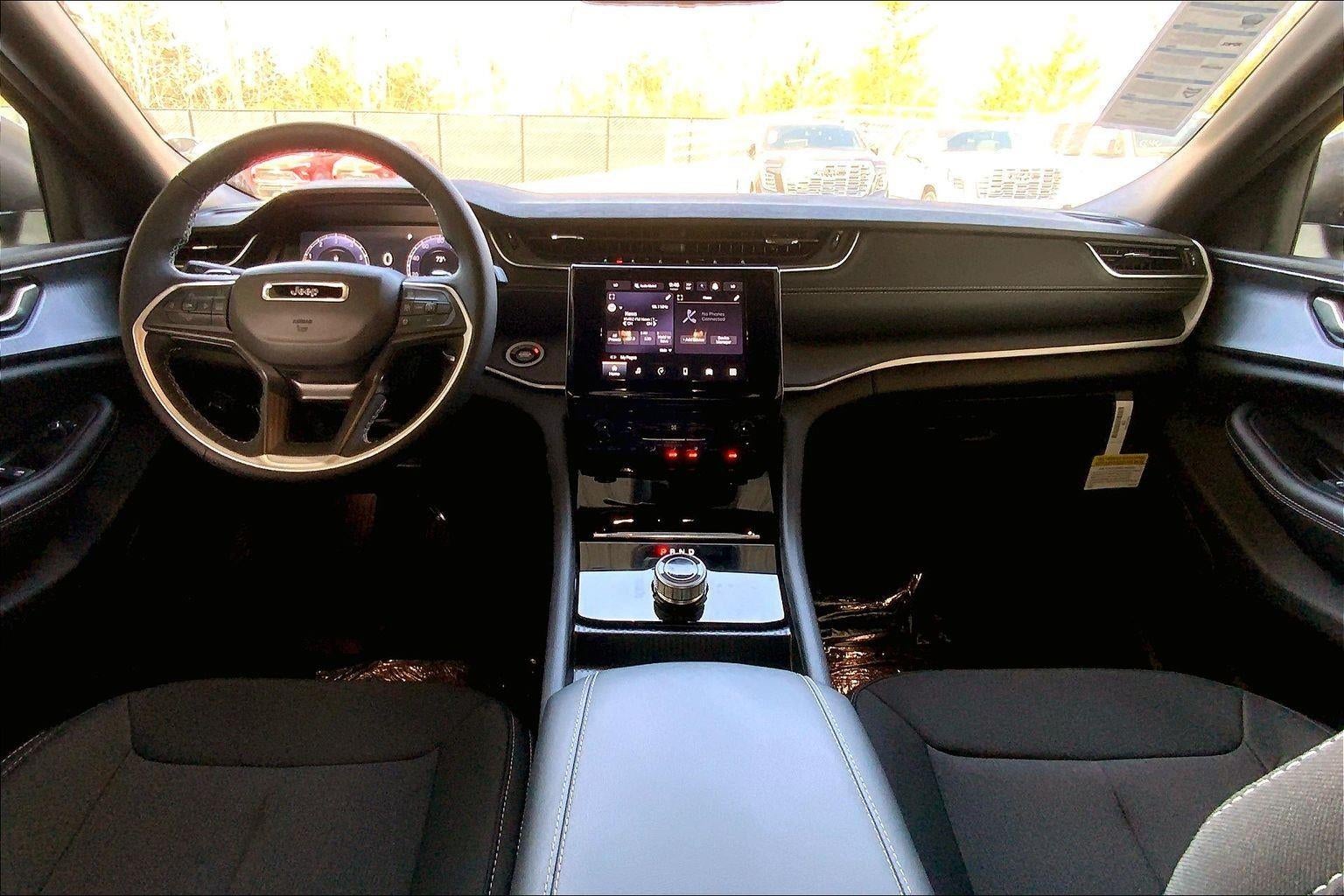 2026 Jeep Grand Cherokee GRAND CHEROKEE L LAREDO 4X4