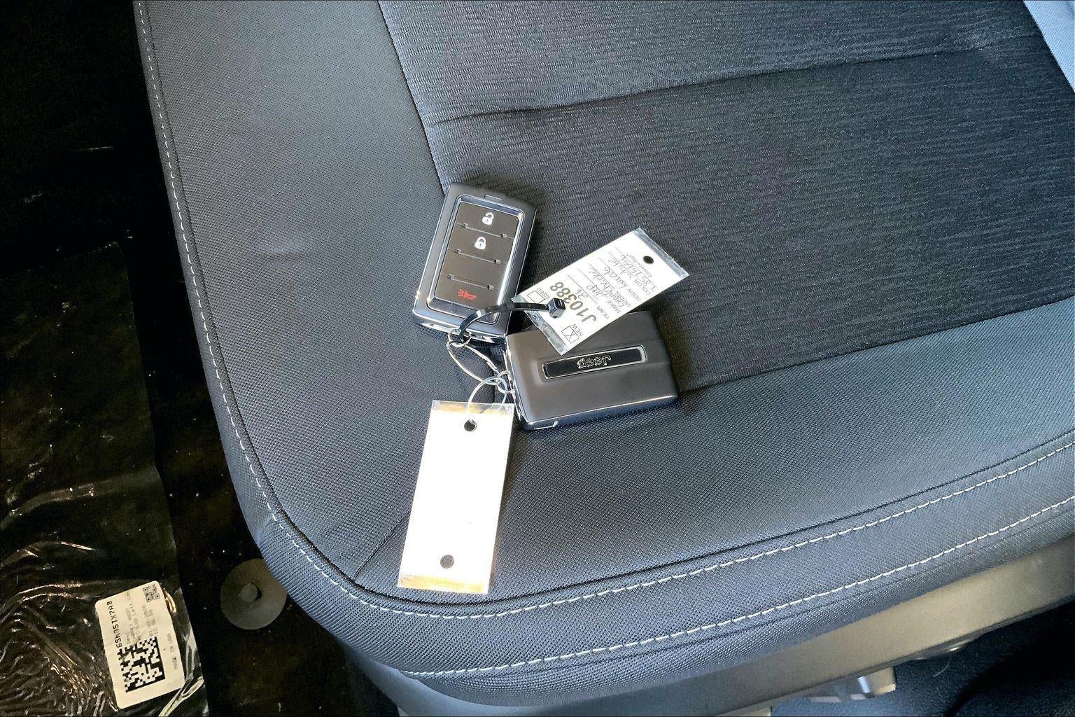 2026 Jeep Grand Cherokee GRAND CHEROKEE L LAREDO 4X4