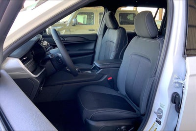 2026 Jeep Grand Cherokee GRAND CHEROKEE L LAREDO 4X4