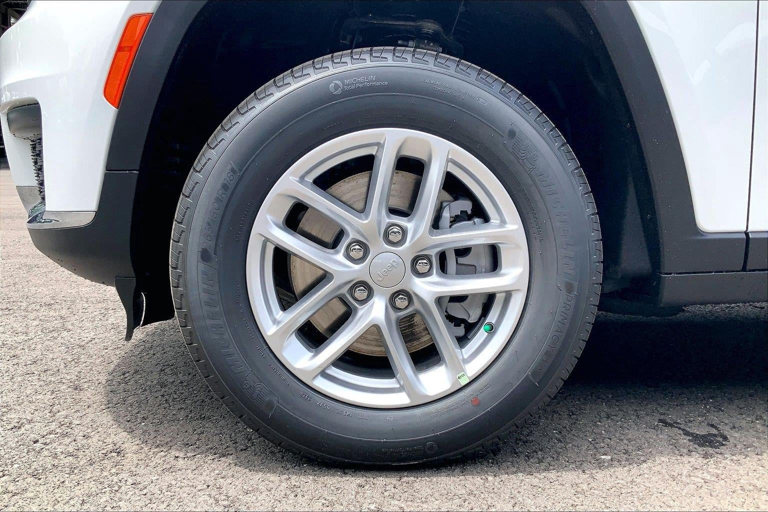 2026 Jeep Grand Cherokee GRAND CHEROKEE L LAREDO X 4X4