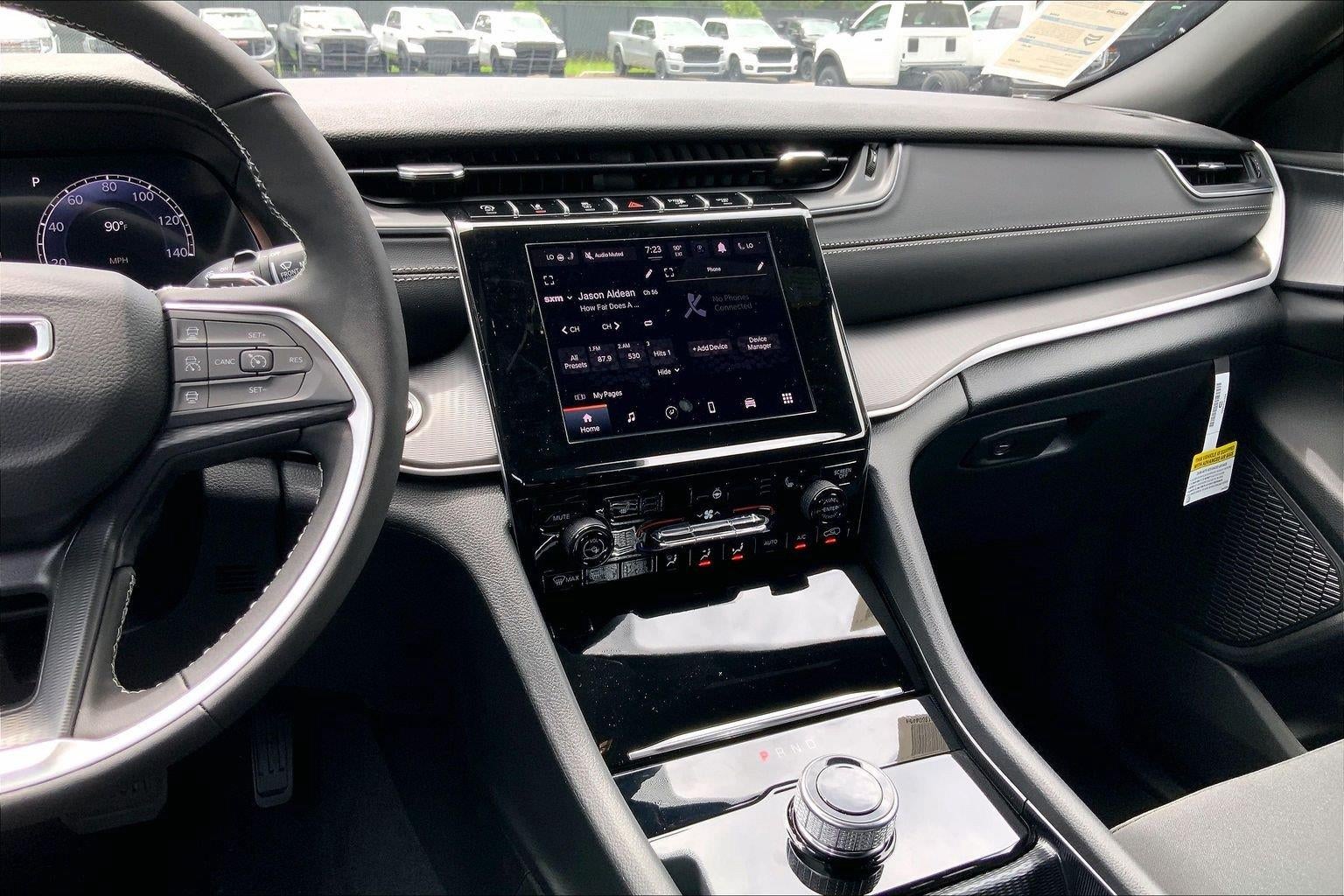 2026 Jeep Grand Cherokee GRAND CHEROKEE L LAREDO X 4X4