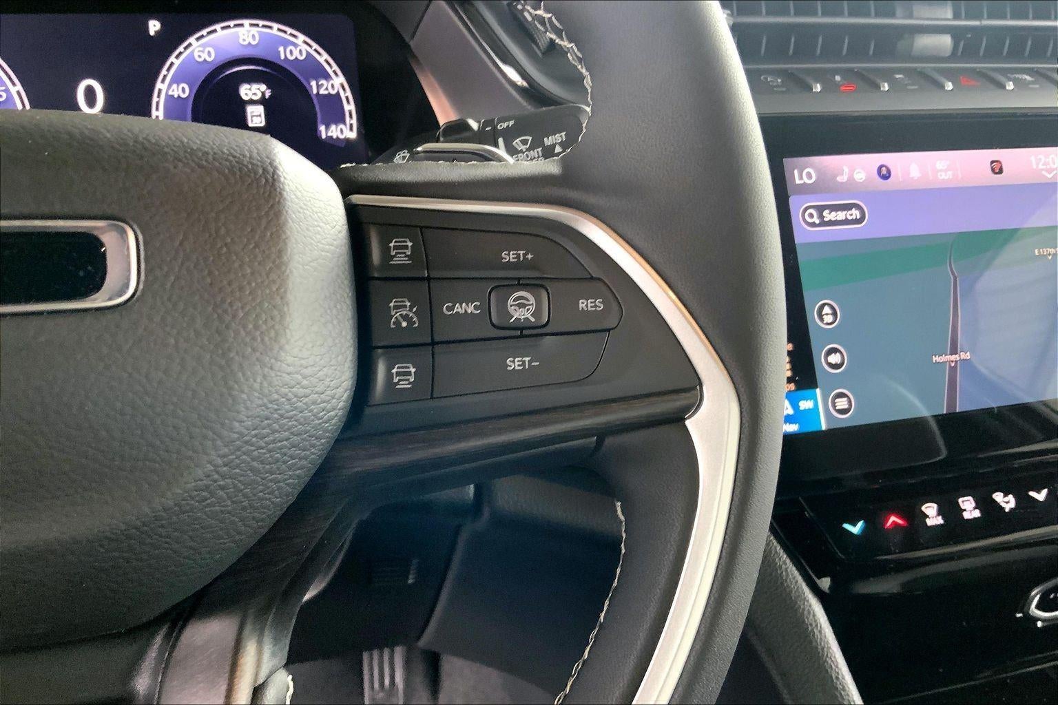 2026 Jeep Grand Cherokee GRAND CHEROKEE L LAREDO ALTITUDE 4X4