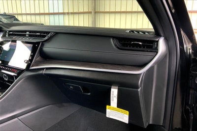 2026 Jeep Grand Cherokee GRAND CHEROKEE L LAREDO ALTITUDE 4X4