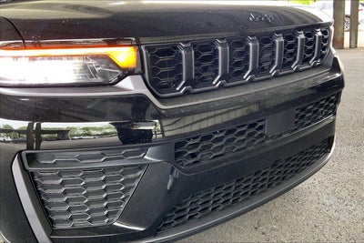 2026 Jeep Grand Cherokee GRAND CHEROKEE L LAREDO ALTITUDE 4X4