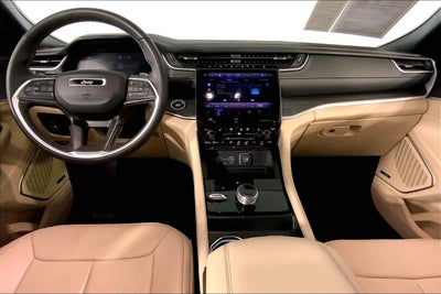 2025 Jeep Grand Cherokee L Limited 4x4