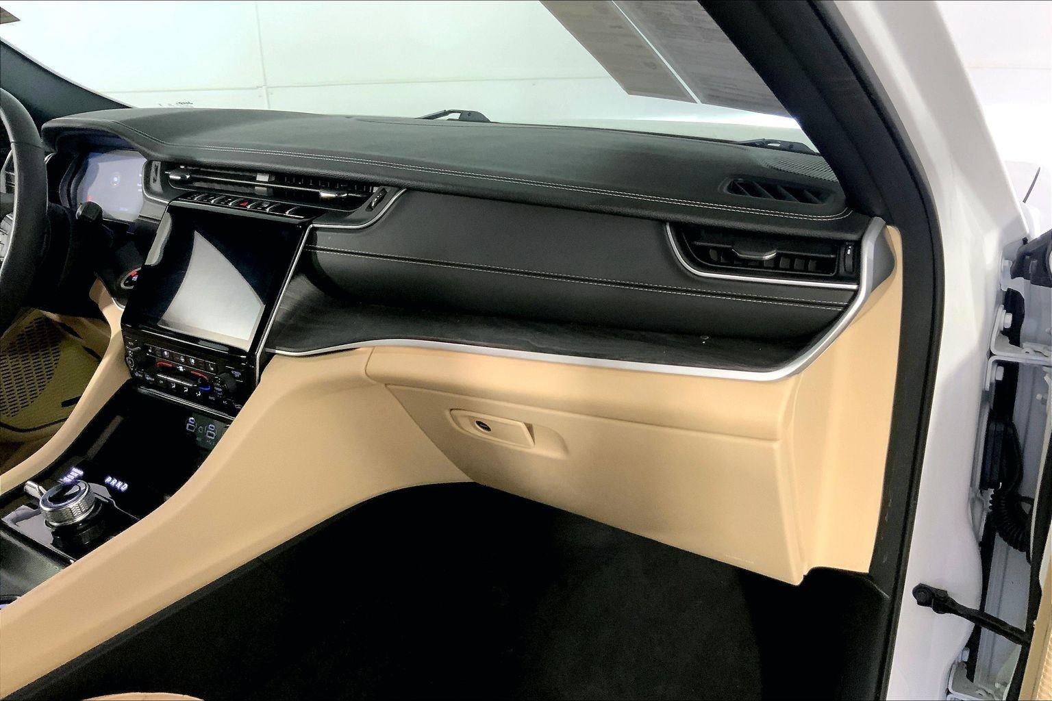 2025 Jeep Grand Cherokee L Limited 4x4
