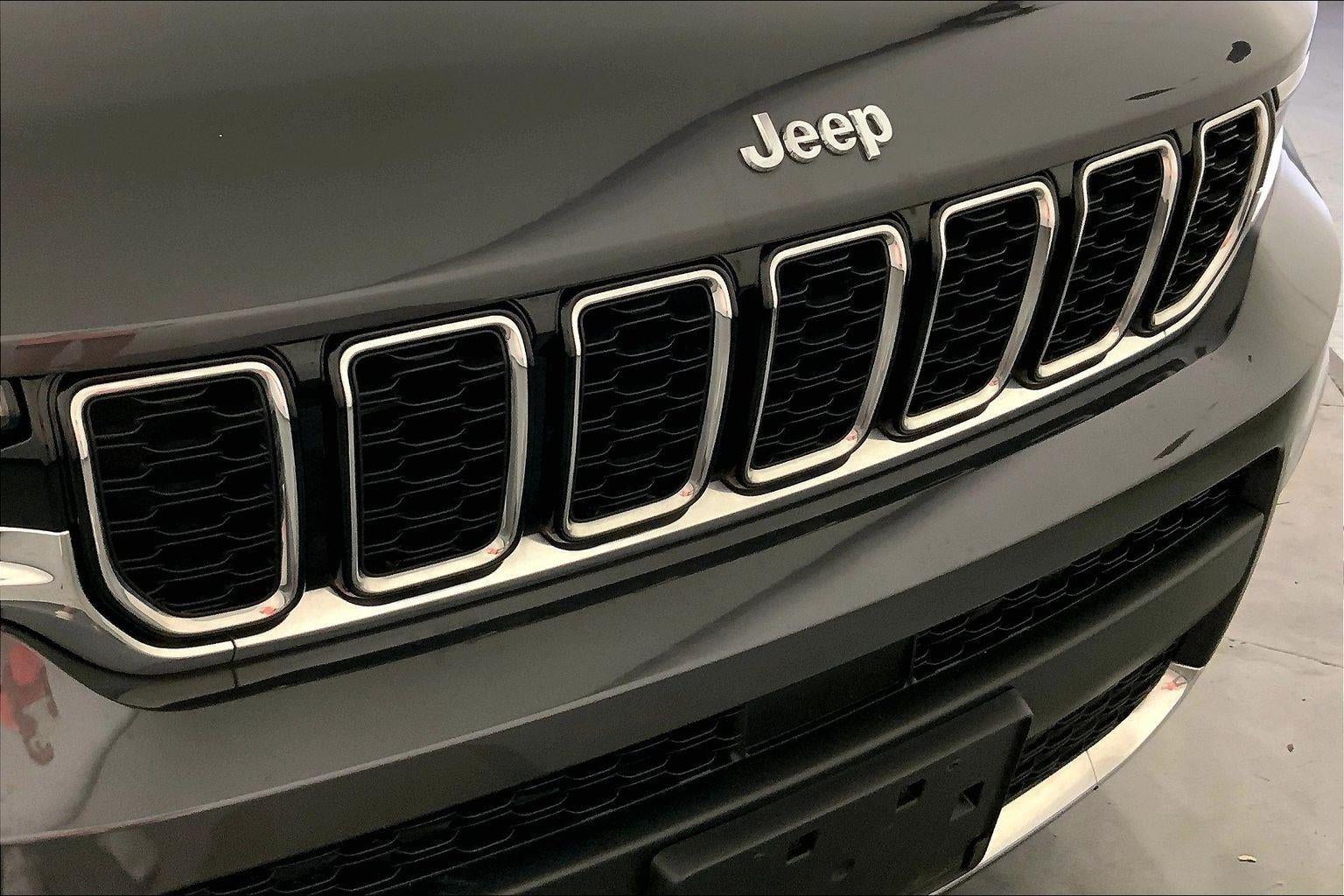 2022 Jeep Grand Cherokee L Limited 4x4