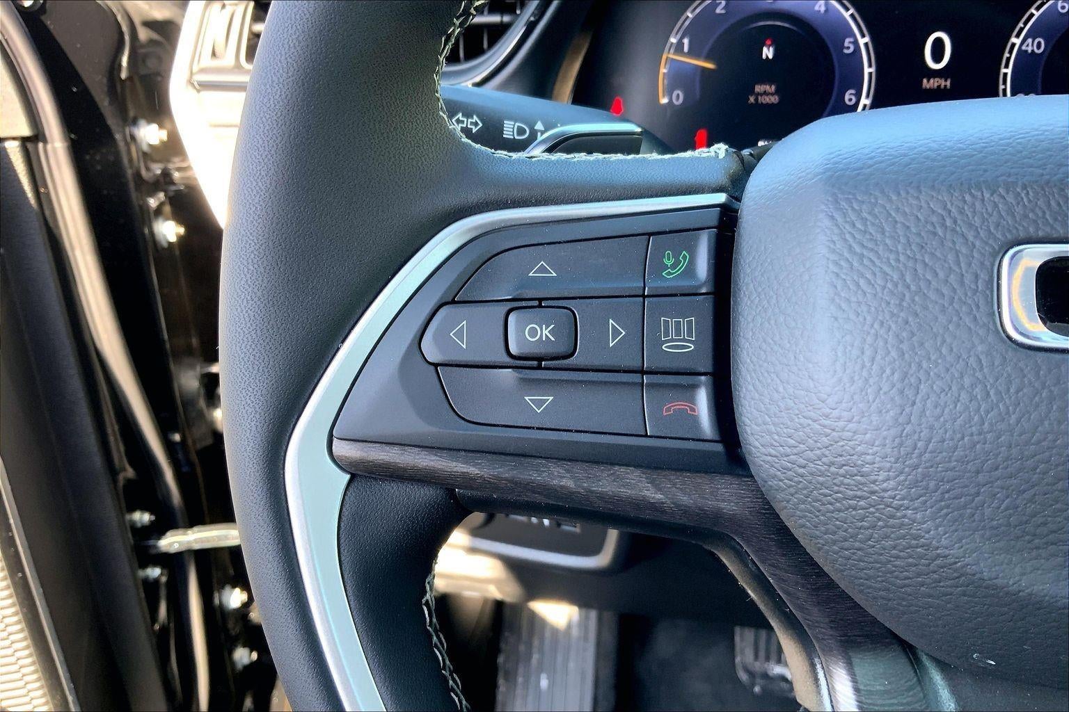 2026 Jeep Grand Cherokee GRAND CHEROKEE L LIMITED RESERVE 4X4