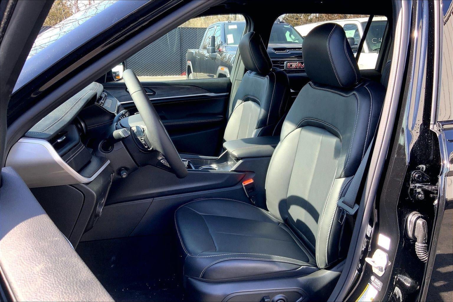 2026 Jeep Grand Cherokee GRAND CHEROKEE L LIMITED RESERVE 4X4