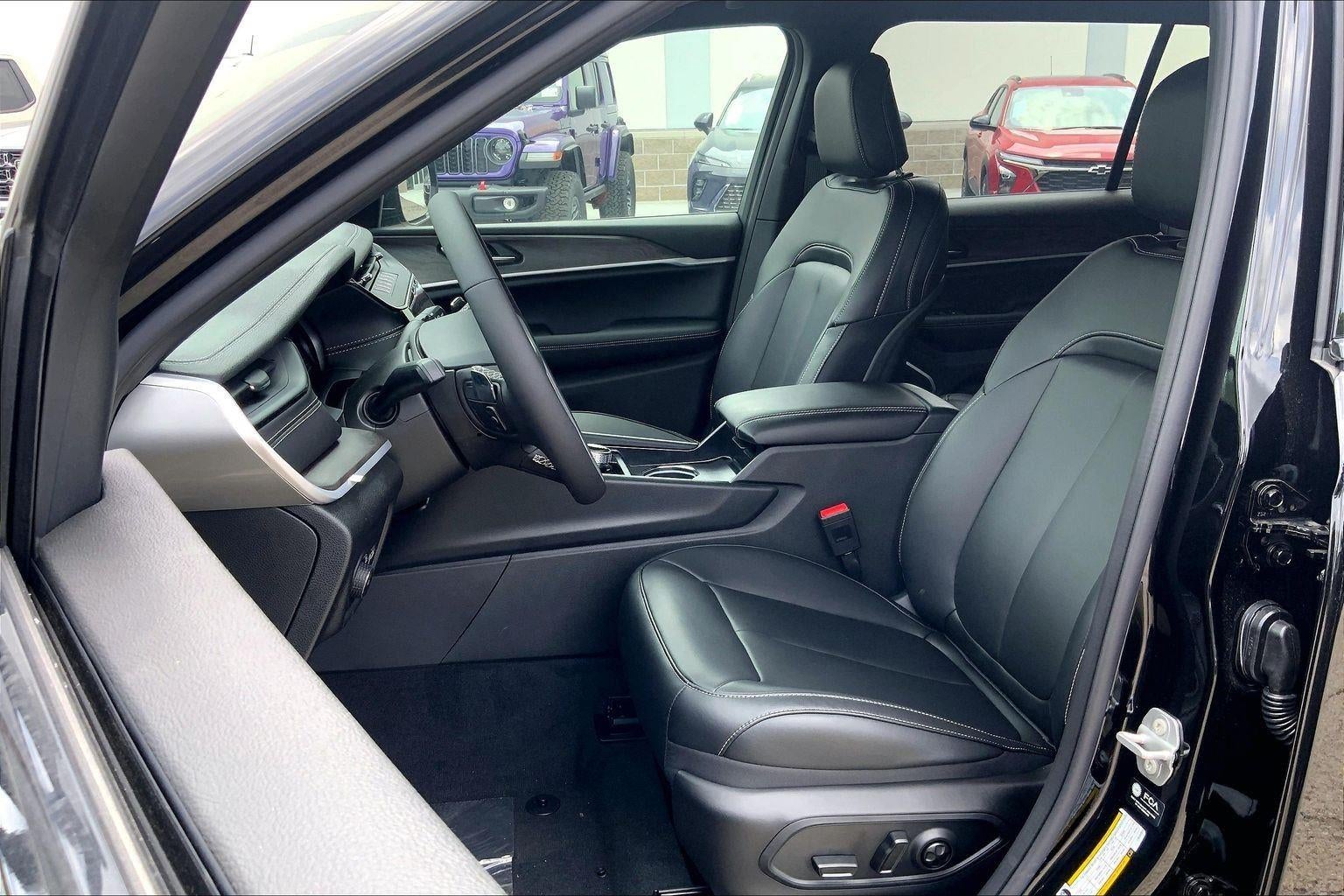 2026 Jeep Grand Cherokee GRAND CHEROKEE L LIMITED 4X4