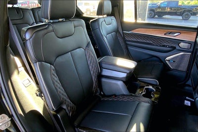 2026 Jeep Grand Cherokee GRAND CHEROKEE L SUMMIT 4X4