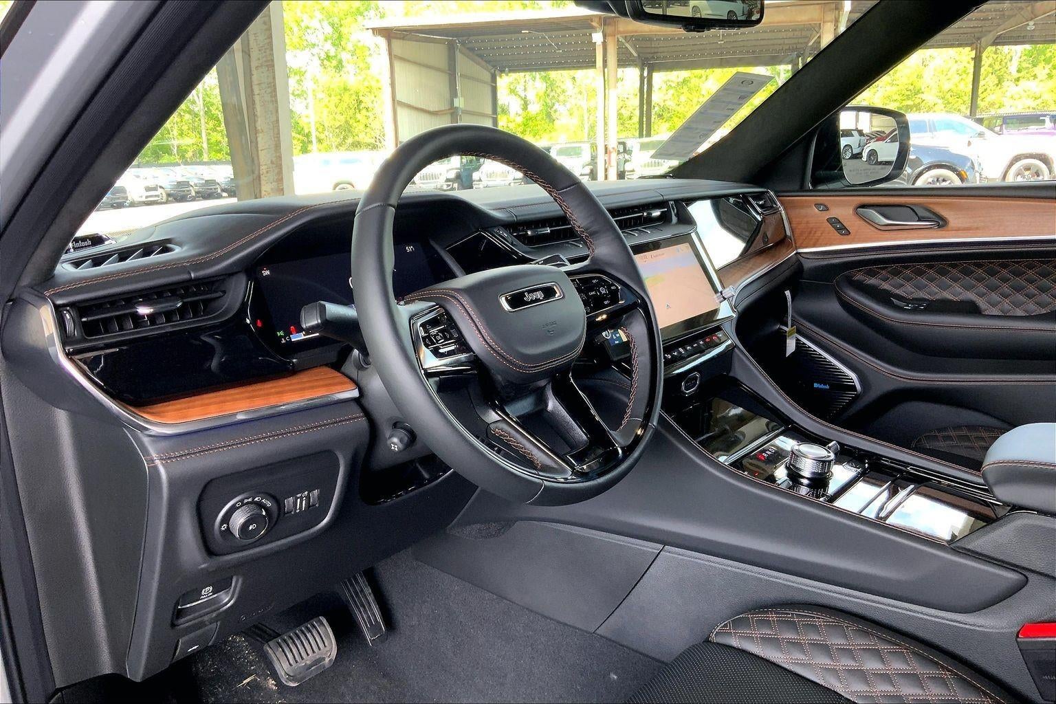 2026 Jeep Grand Cherokee GRAND CHEROKEE L SUMMIT 4X4