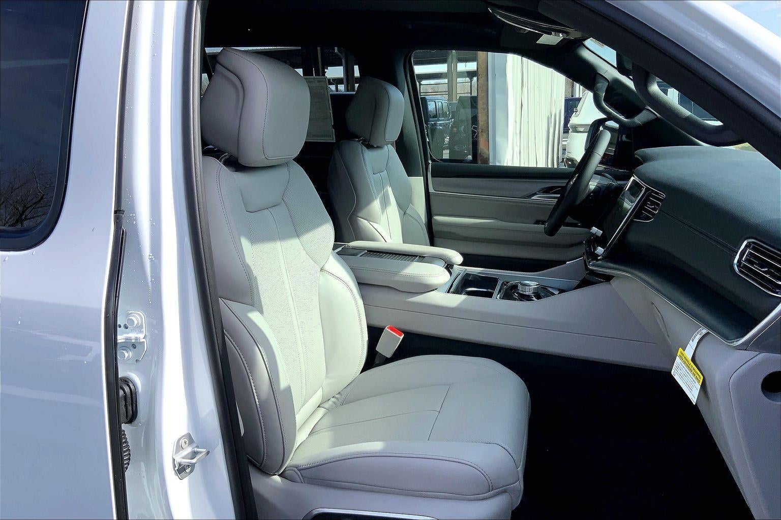 2026 Jeep Grand Wagoneer GRAND WAGONEER L 4X4