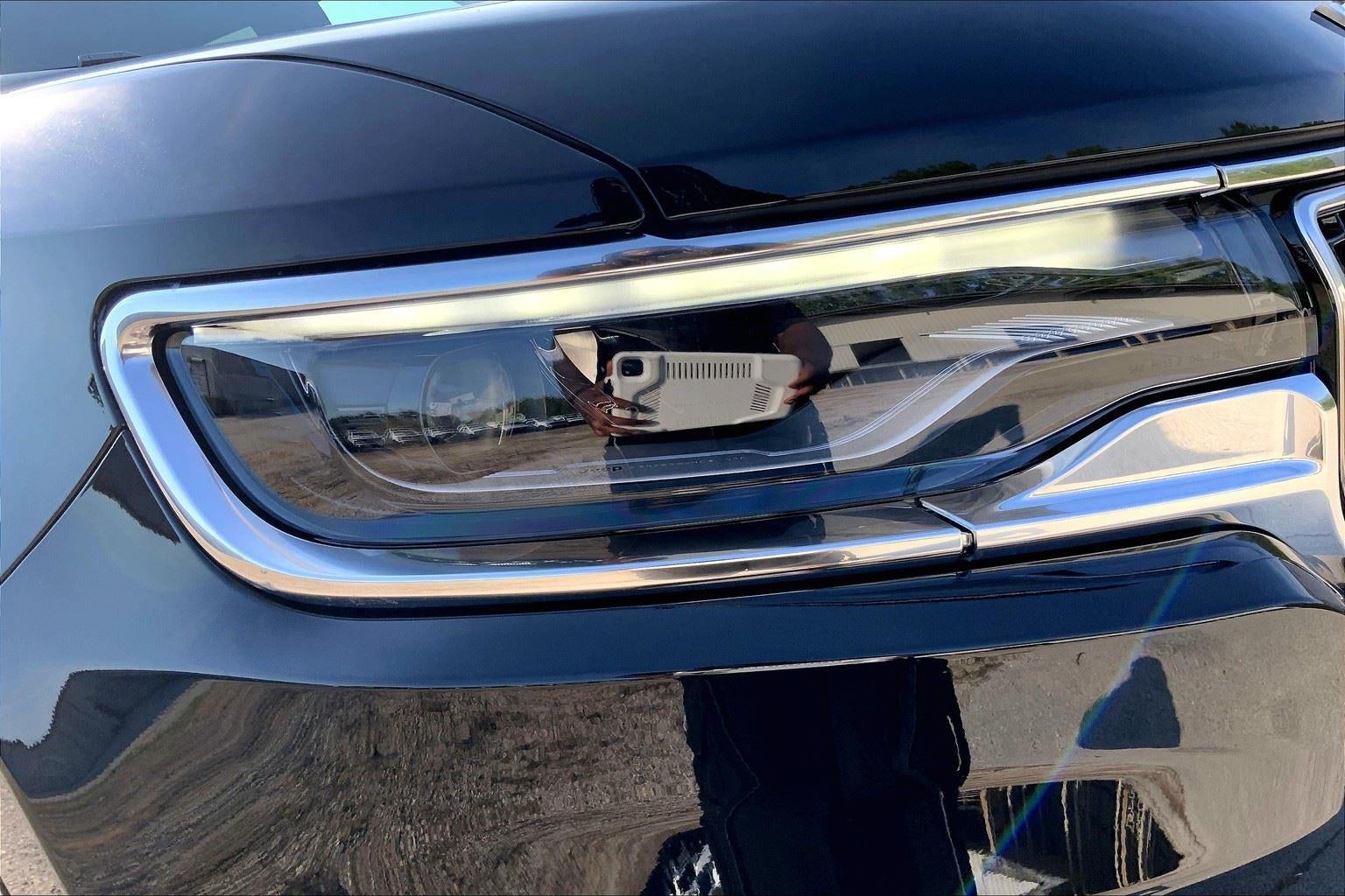 2025 Jeep Wagoneer WAGONEER L LIMITED 4X4