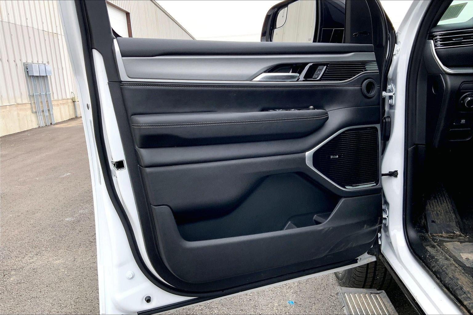 2026 Jeep Grand Wagoneer GRAND WAGONEER L LIMITED ALTITUDE 4X4