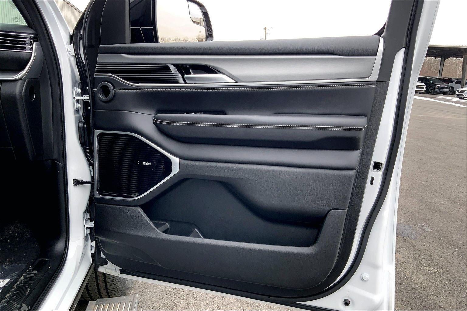 2026 Jeep Grand Wagoneer GRAND WAGONEER L LIMITED ALTITUDE 4X4