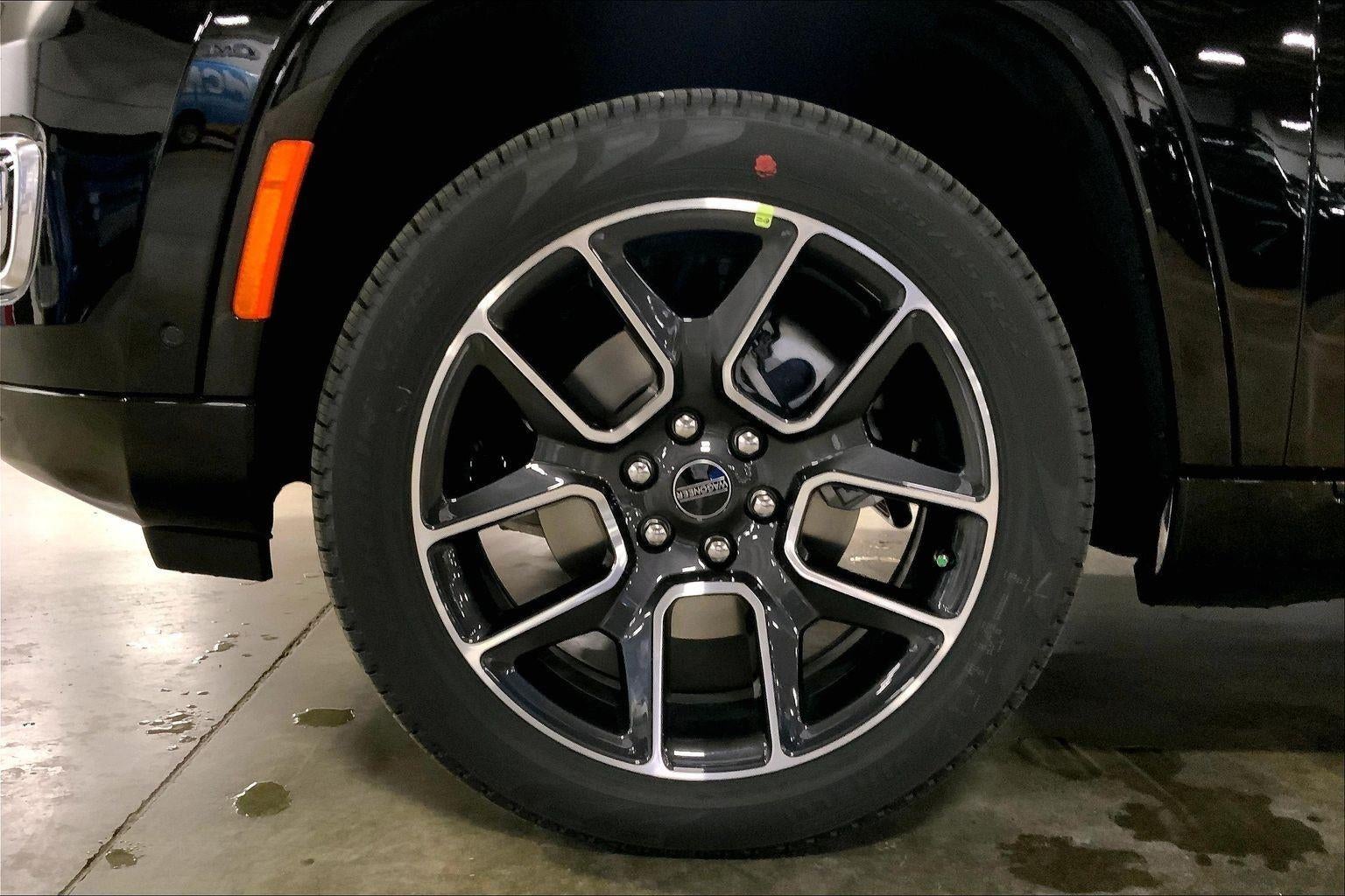 2025 Jeep Wagoneer WAGONEER L SUPER 4X4